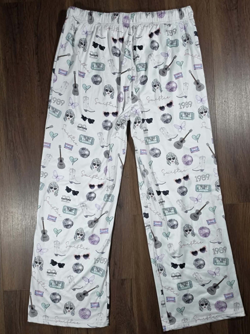 The Paisley Box Taylor Swift Eras Tour Swiftie Pajama Pants White XL Womens